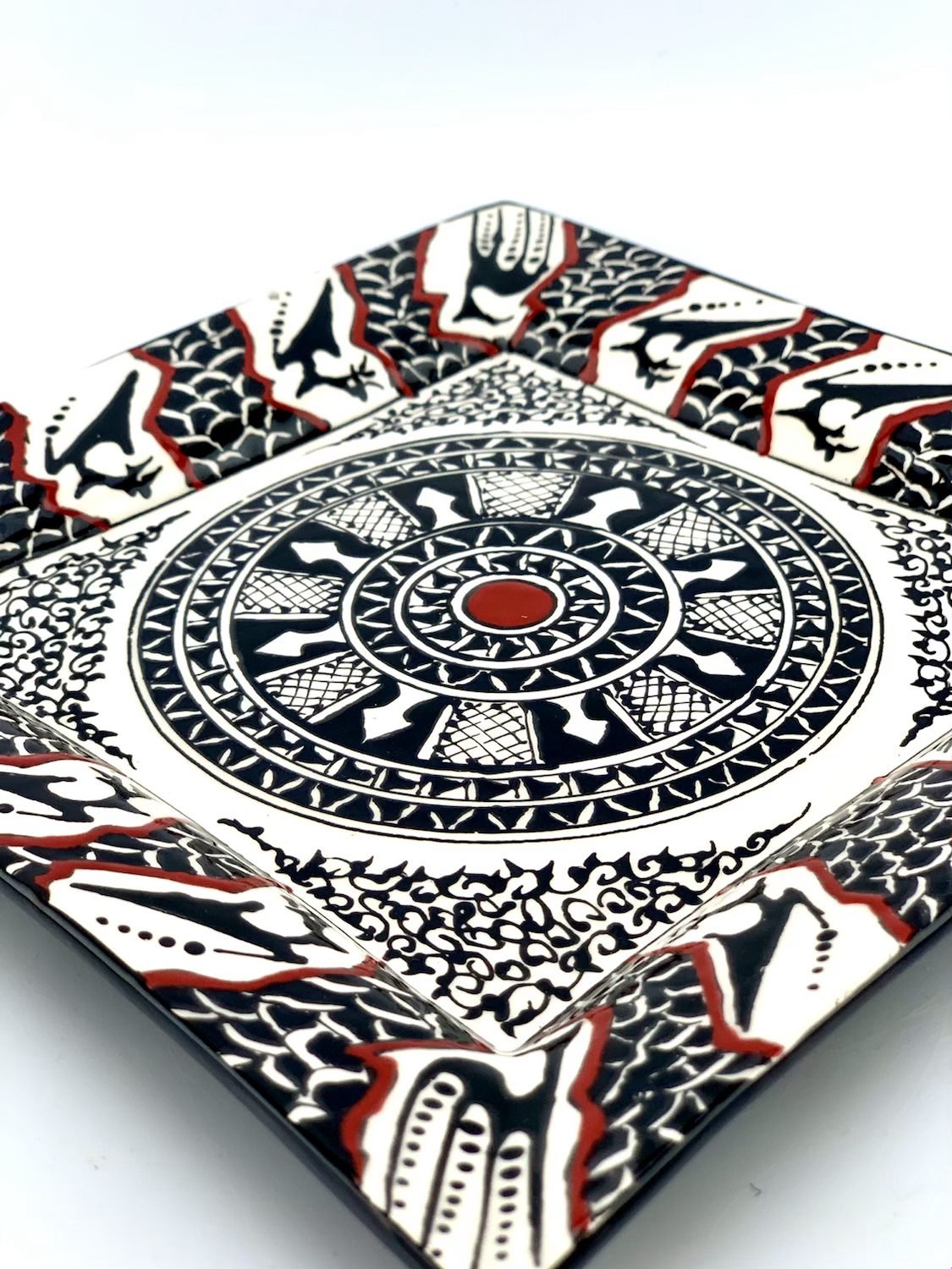 Historical designed plate - Image 3
