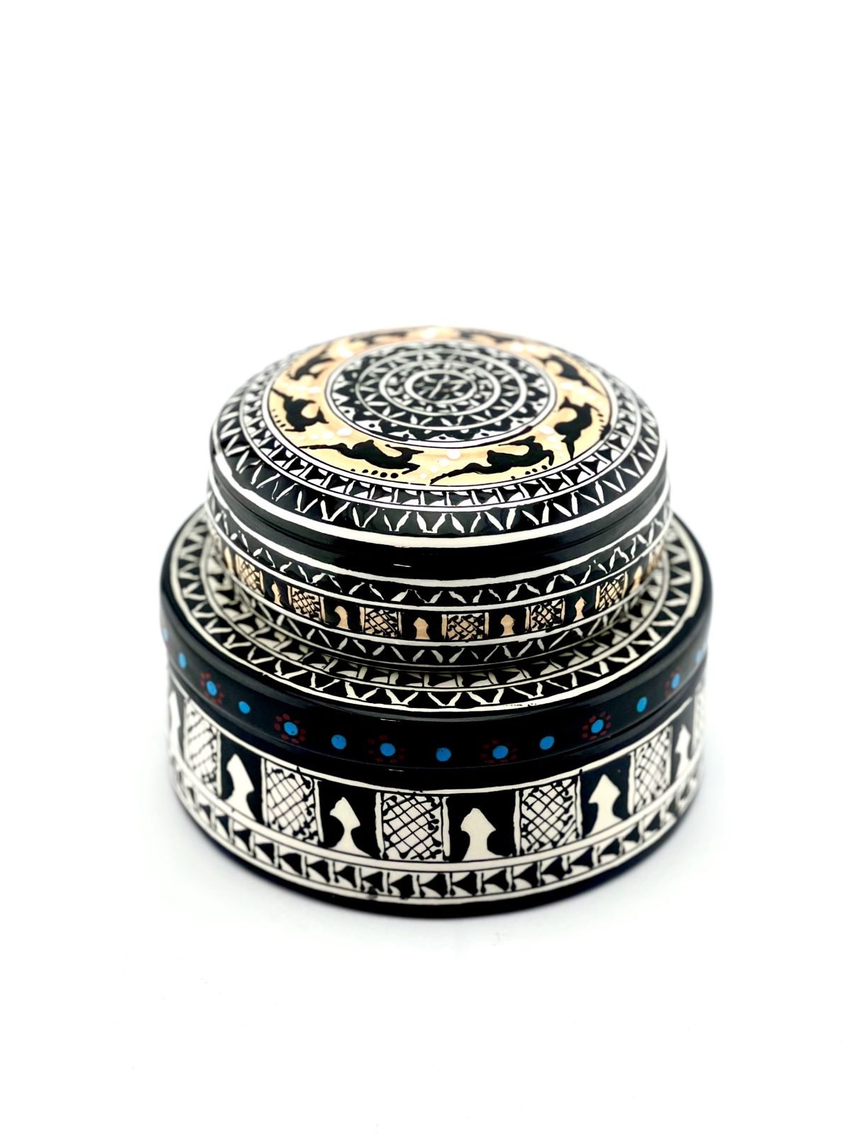 Jewelry box in historical design - Image 6
