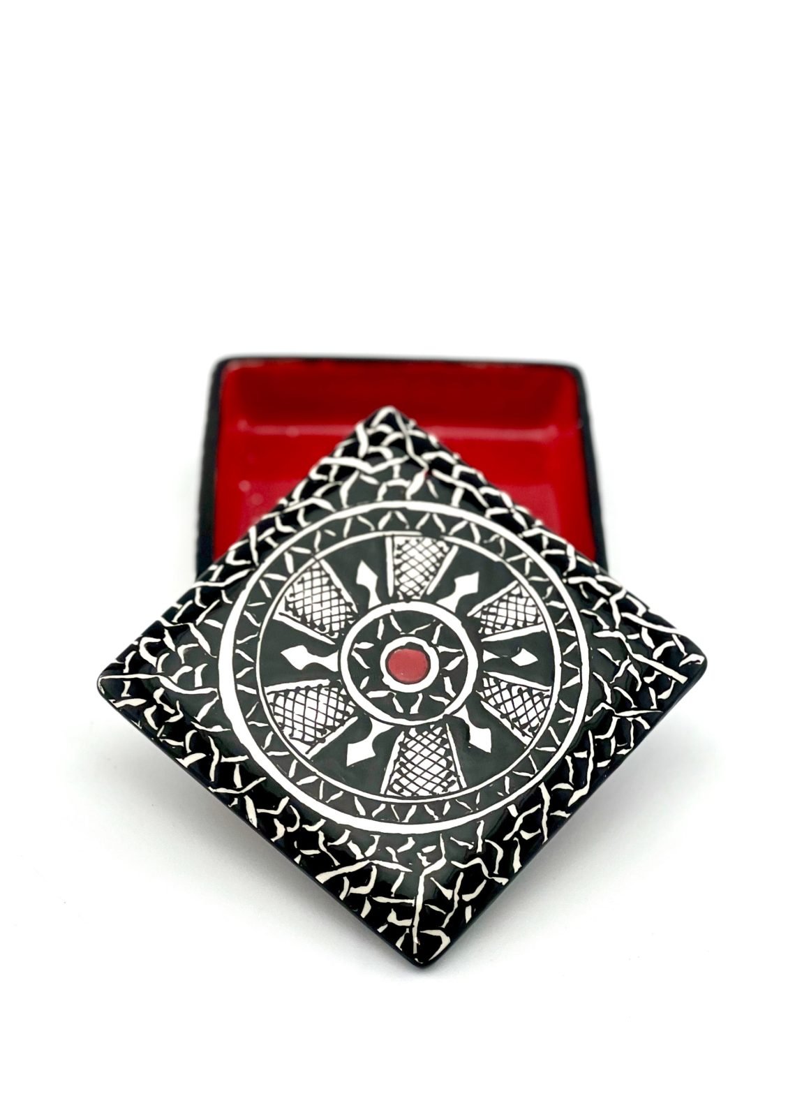 Jewelry box in historical design 3 - Image 5