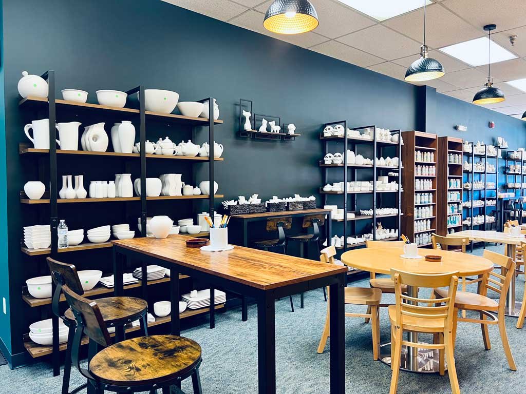 manna pottery shop
